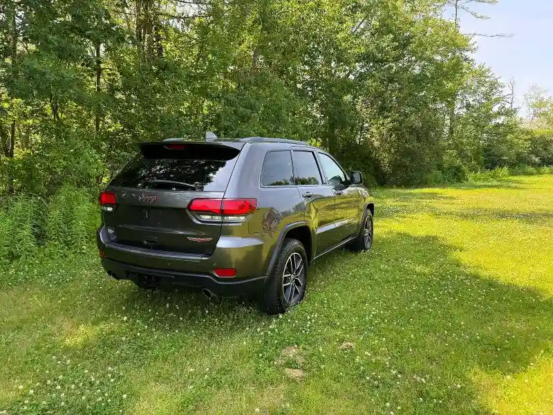 1C4RJFLGXJC300287 2018 JEEP GRAND CHEROKEE-3