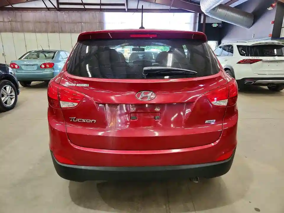 KM8JTCAF7FU965001 2015 HYUNDAI TUCSON-5