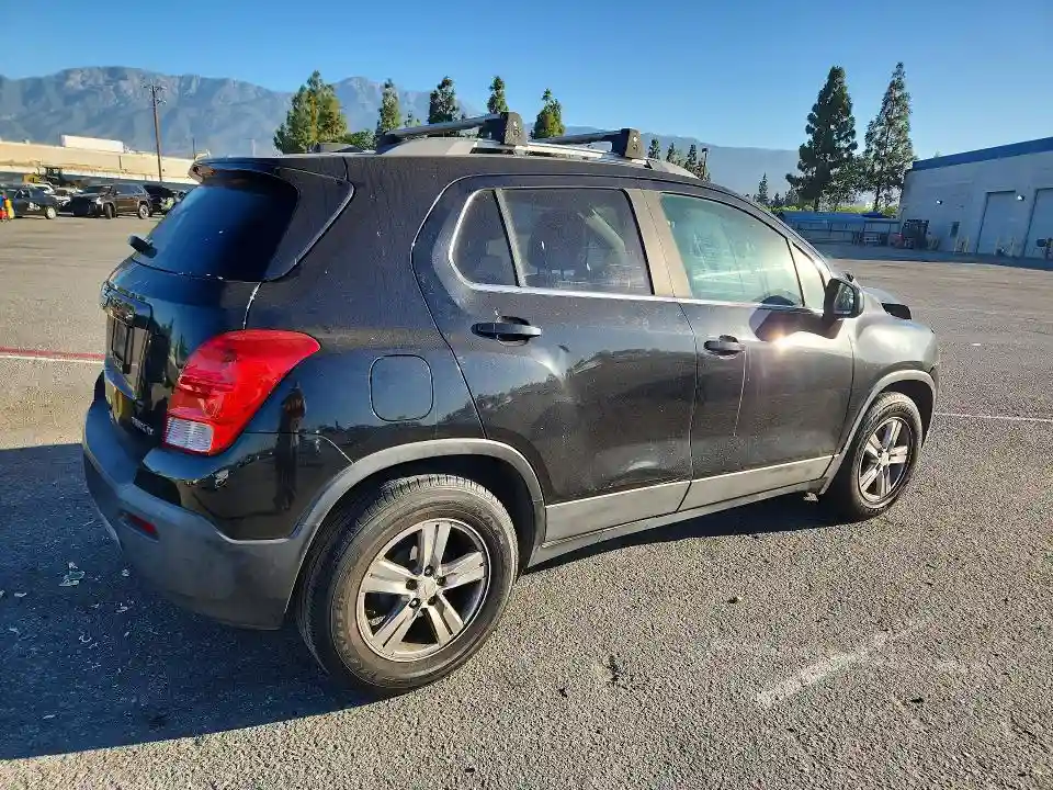 3GNCJLSB8FL176484 2015 CHEVROLET TRAX-2