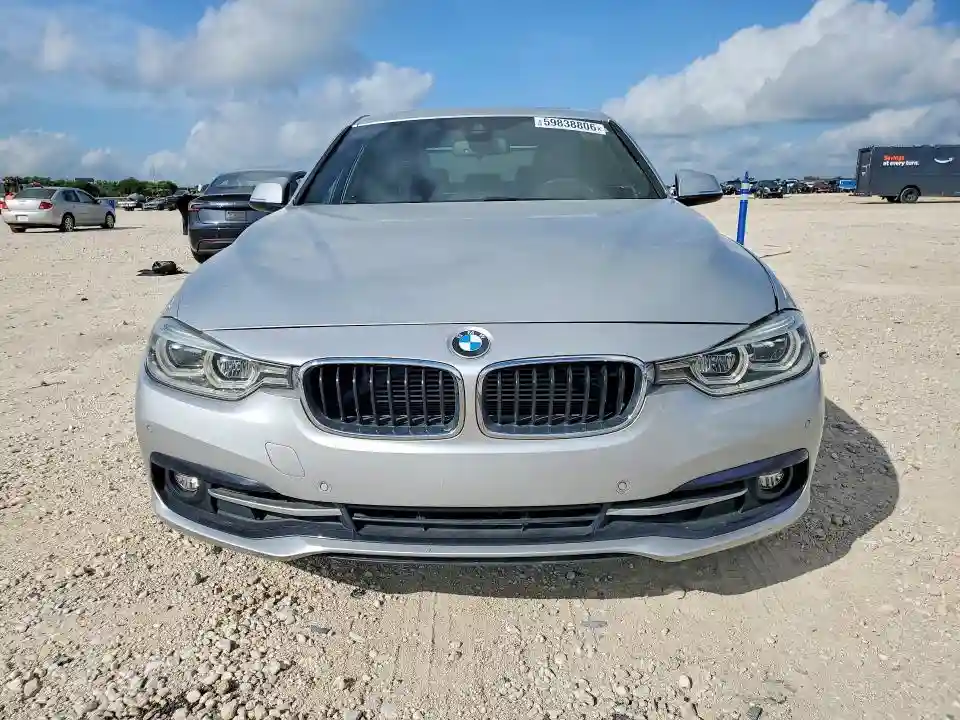 WBA8E1C3XHA158560 2017 BMW 3 SERIES-4