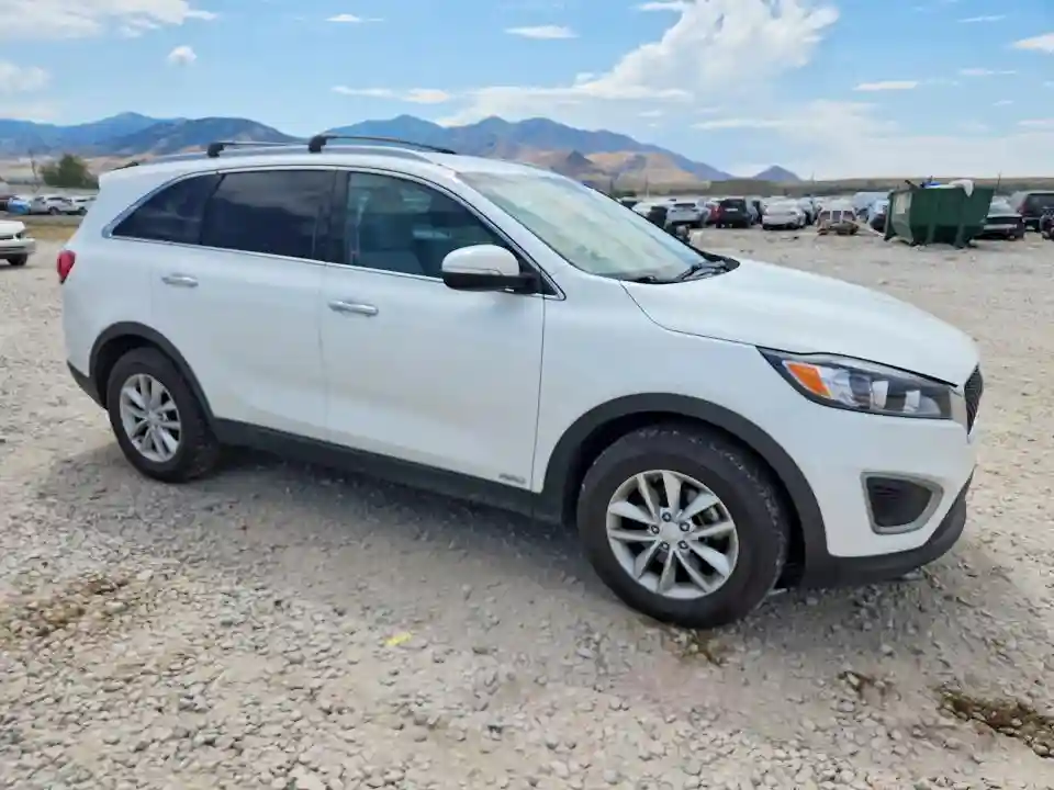 5XYPGDA35GG053727 2016 KIA SORENTO-3