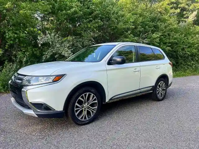 JA4AZ3A34GZ037976 2016 MITSUBISHI OUTLANDER-1