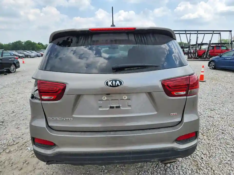 5XYPG4A33KG479697 2019 KIA SORENTO-5