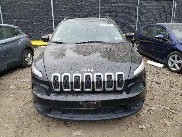 1C4PJMAS7HW663965 2017 JEEP GRAND CHEROKEE-4