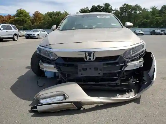1HGCV1F11KA163789 2019 HONDA ACCORD-4
