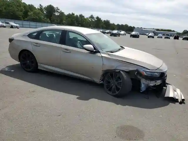 1HGCV1F11KA163789 2019 HONDA ACCORD-3