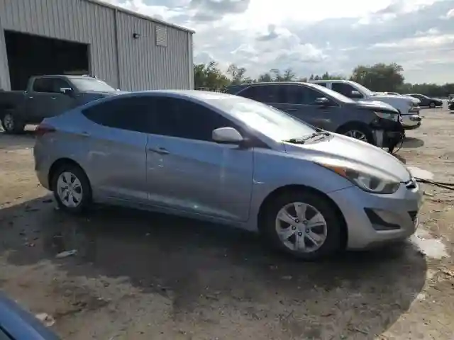 5NPDH4AE8GH728996 2016 HYUNDAI ELANTRA-3