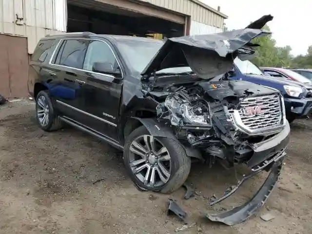 1GKS2CKJ1JR198390 2018 GMC YUKON-3