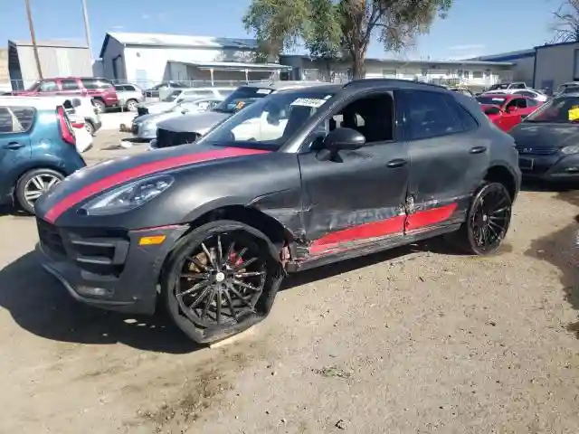 WP1AF2A56HLB61843 2017 PORSCHE MACAN-0