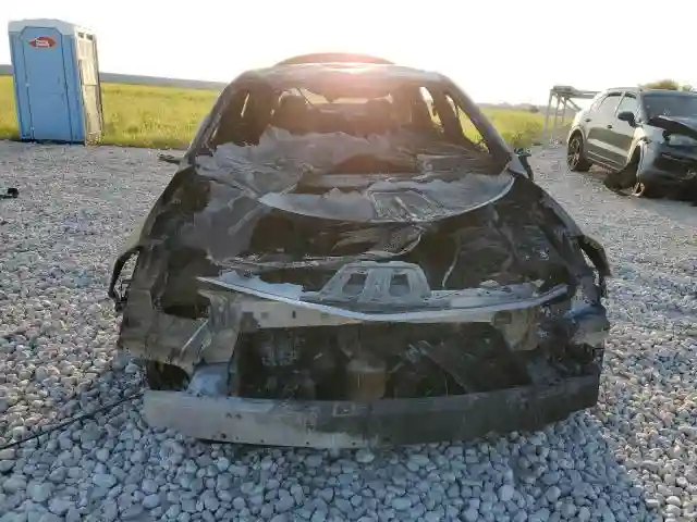 2G1105S39J9113258 2018 CHEVROLET IMPALA-4