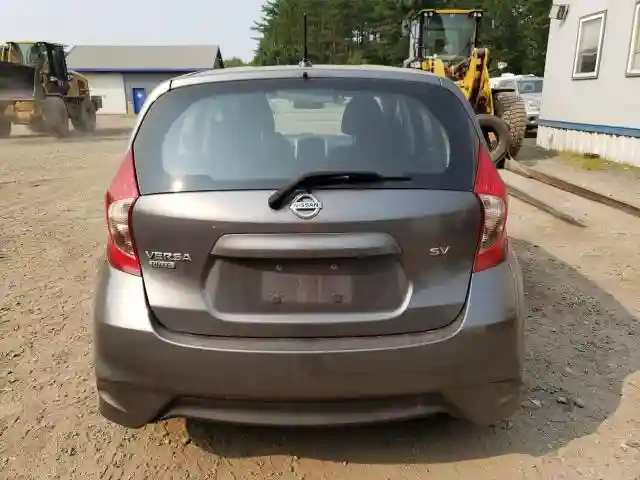 3N1CE2CP2JL364060 2018 NISSAN VERSA-5