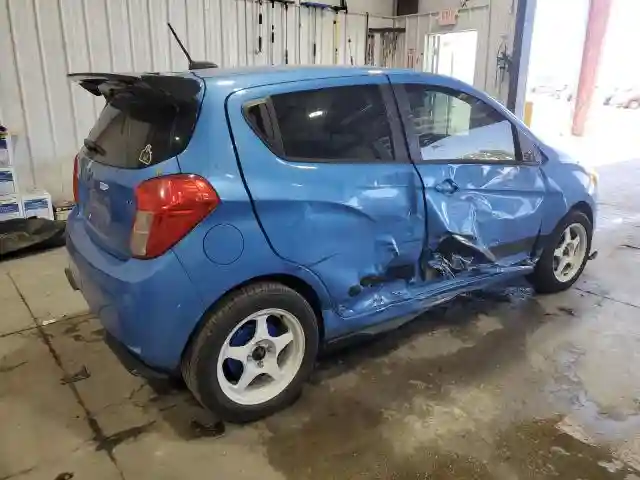 KL8CD6SA4GC610267 2016 CHEVROLET SPARK-2