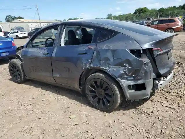 7SAYGDEE1PA192096 2023 TESLA MODEL Y-1