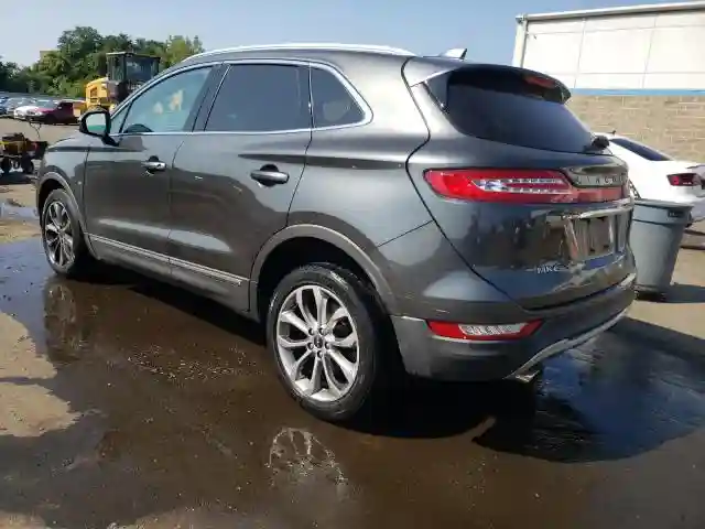 5LMCJ2D92KUL12744 2019 LINCOLN MKC-1