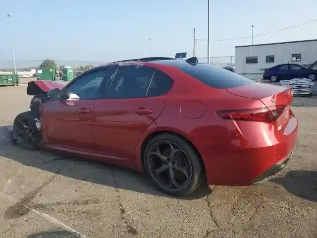 ZARFAECN4J7598801 2018 ALFA ROMEO GIULIA-1