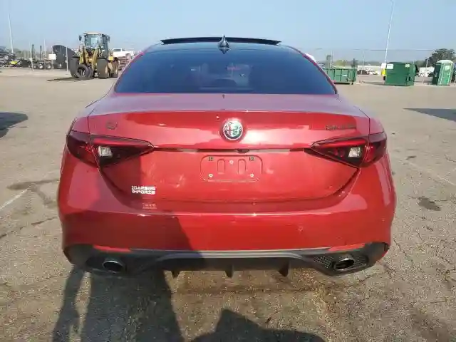 ZARFAECN4J7598801 2018 ALFA ROMEO GIULIA-5