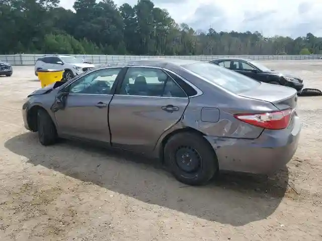 4T1BF1FK4HU682595 2017 TOYOTA CAMRY-1