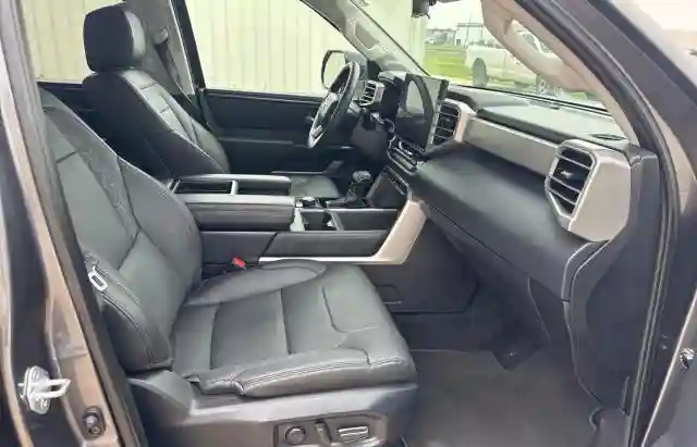 5TFWA5DB3RX211133 2024 TOYOTA TUNDRA-4