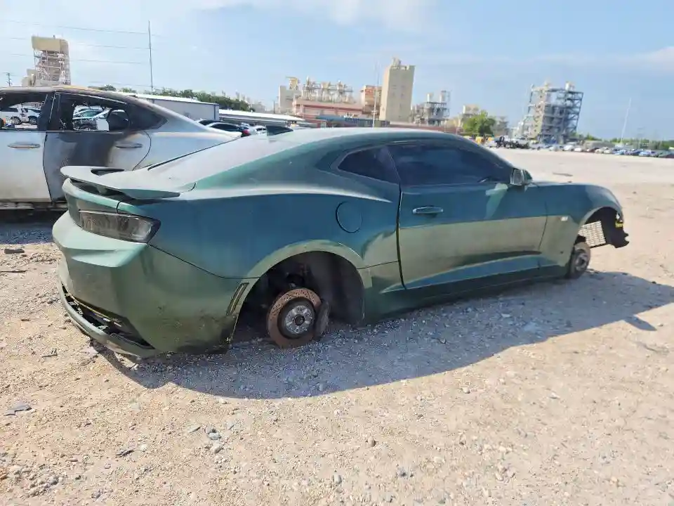 1G1FF1R79J0142078 2018 CHEVROLET CAMARO-2