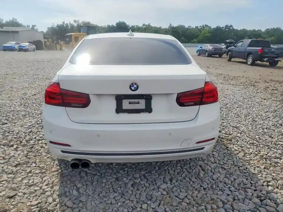 WBA8E1C50JA756812 2018 BMW 3 SERIES-5