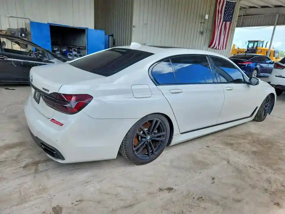 WBA7F2C50KB240444 2019 BMW 7 SERIES-2