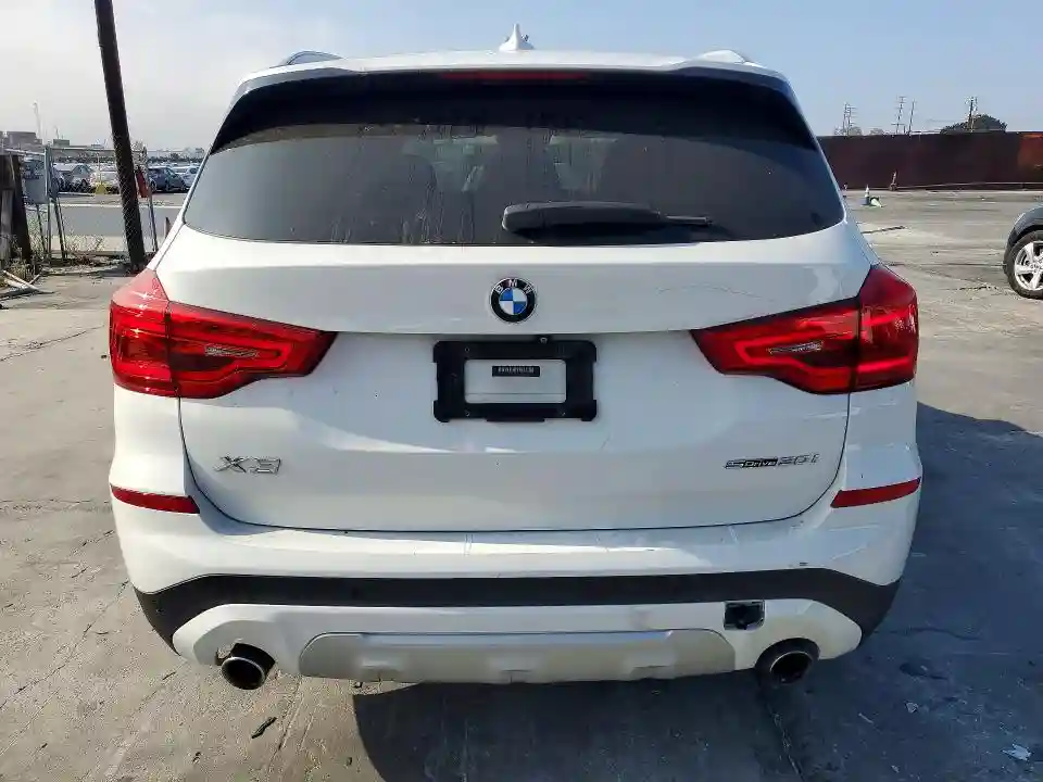 5UXTR7C51KLR51259 2019 BMW X3-5