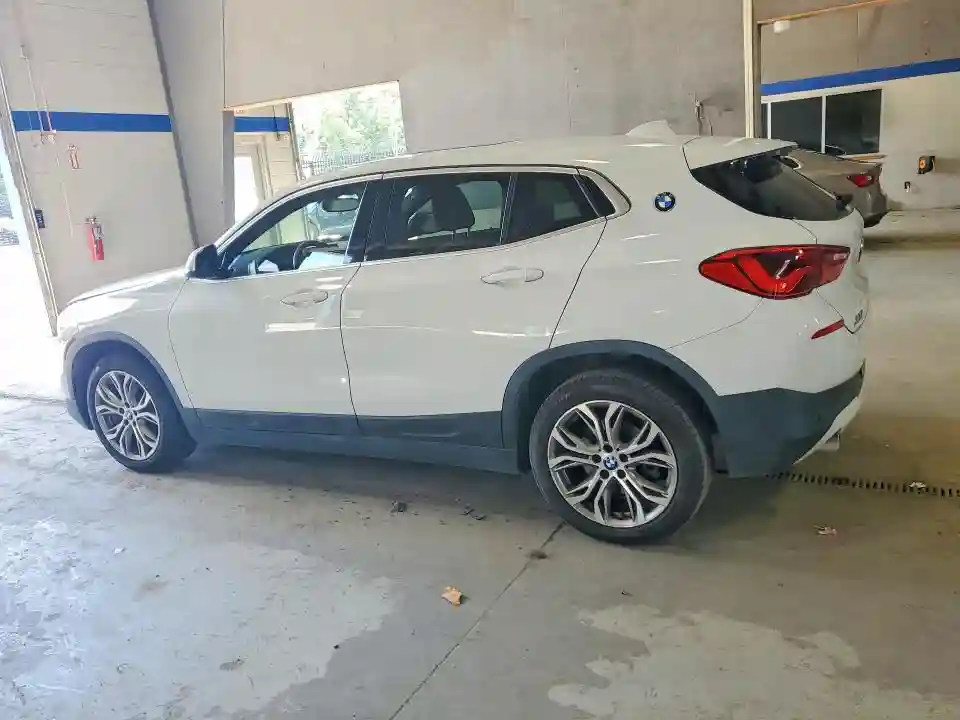 WBXYJ1C02L5P44923 2020 BMW X2-1