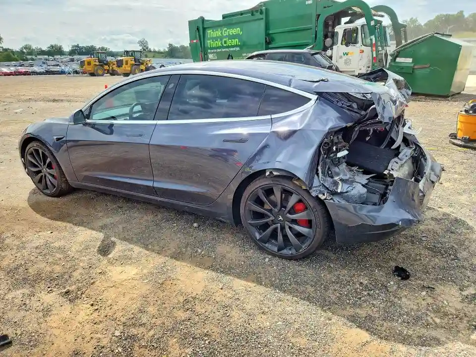 5YJ3E1EC5LF646860 2020 TESLA MODEL 3-1