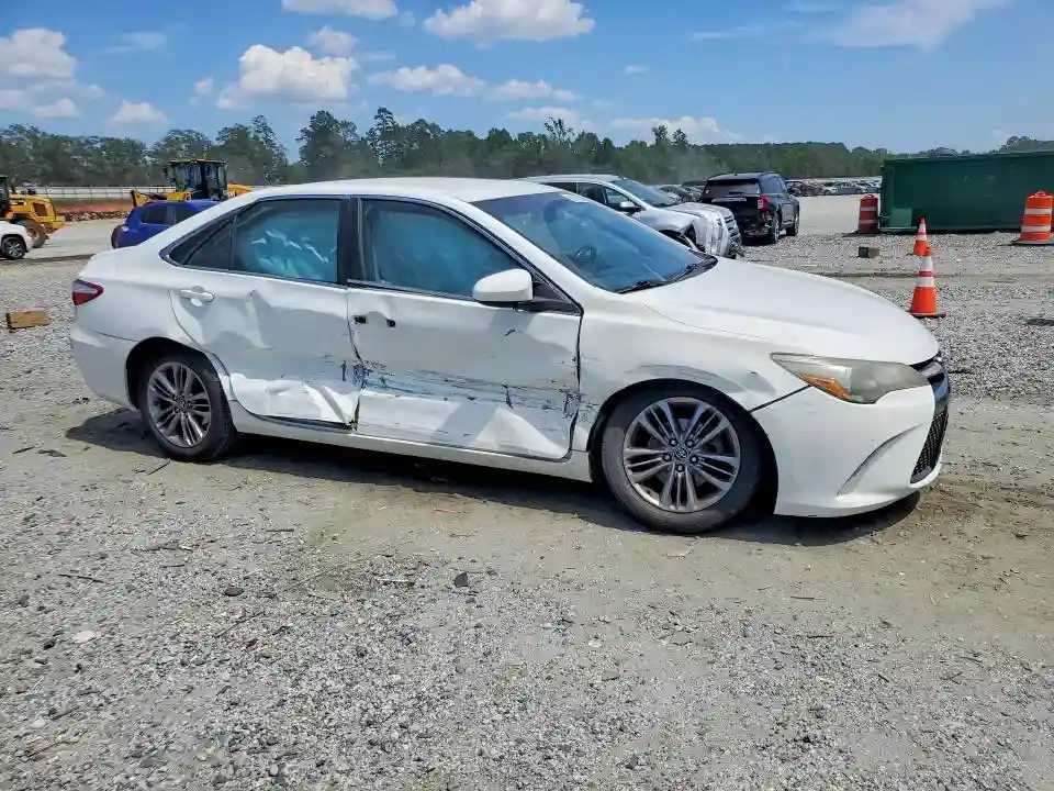 4T1BF1FK4GU556039 2016 TOYOTA CAMRY-3