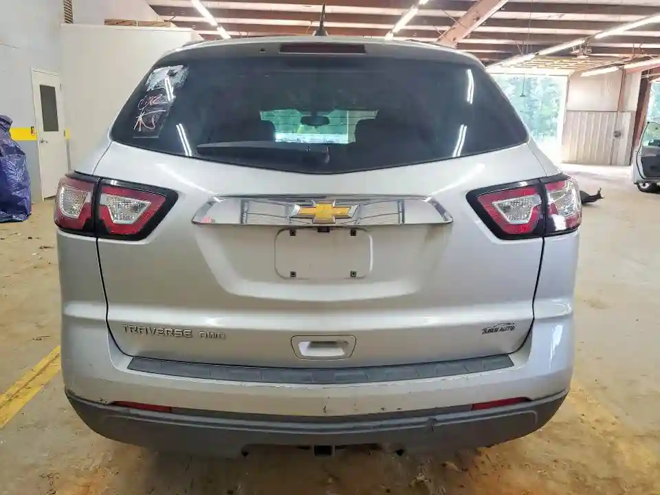 1GNKVFKD1HJ267996 2017 CHEVROLET TRAVERSE-5