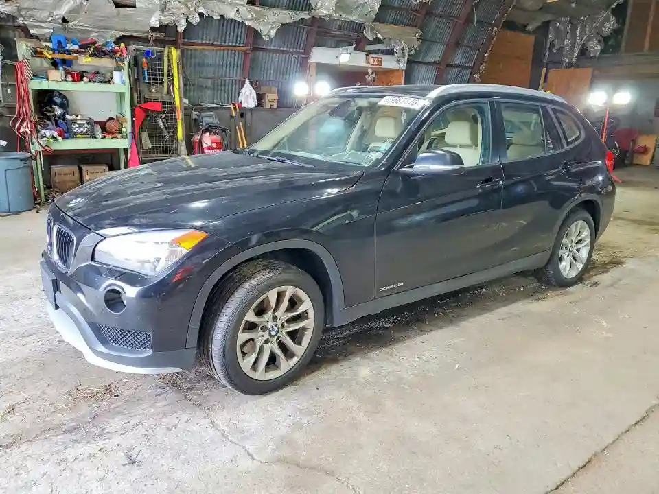 WBAVL1C54FVY25056 2015 BMW X1-0