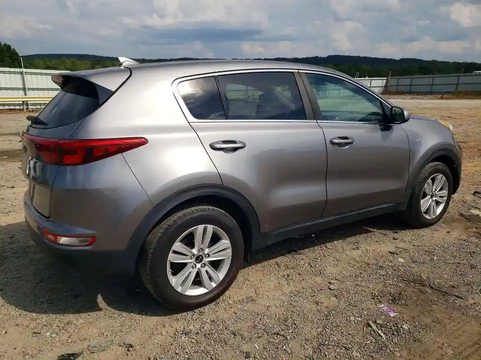 KNDPMCACXJ7310064 2018 KIA SPORTAGE-2