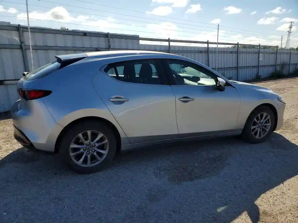JM1BPAK7XL1174404 2020 MAZDA 3-2