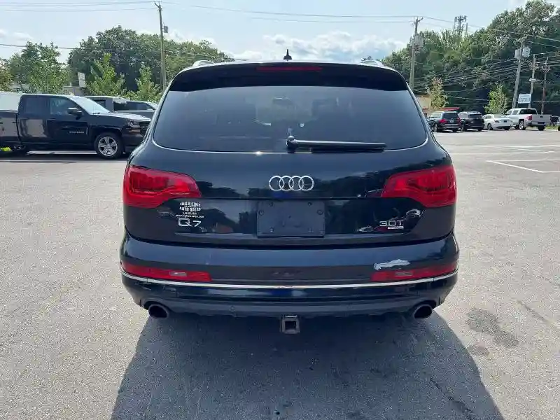 WA1LGAFEXFD028708 2015 AUDI Q7-5