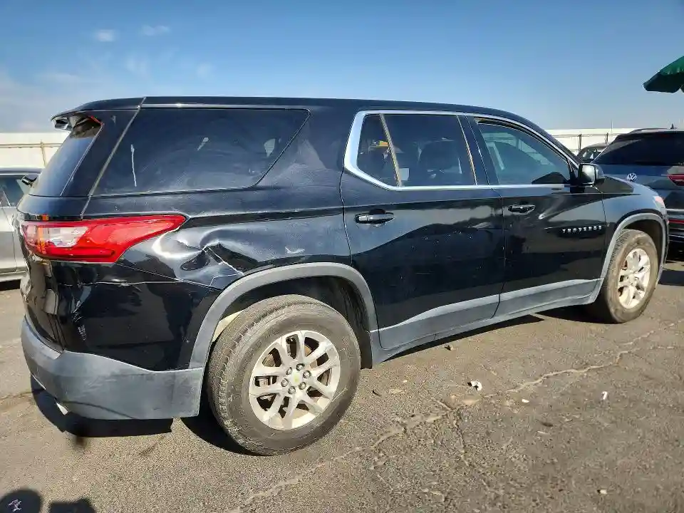 1GNERFKW2JJ232392 2018 CHEVROLET TRAVERSE-2