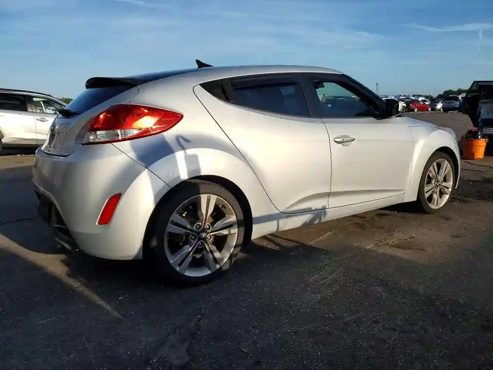 KMHTC6AD9HU321947 2017 HYUNDAI VELOSTER V-2