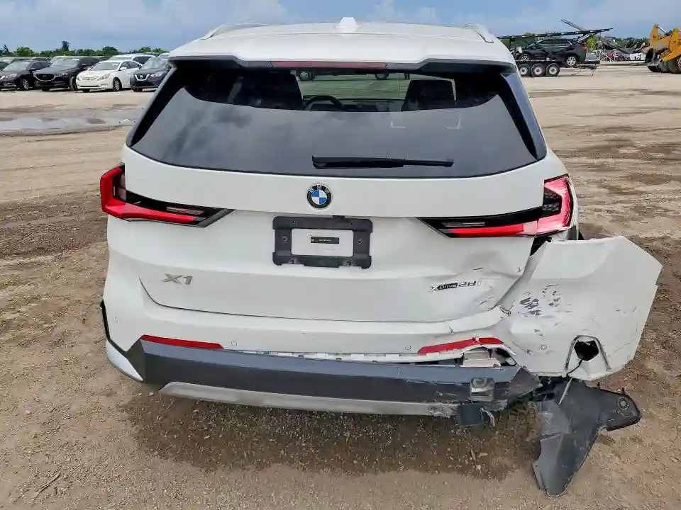 WBX73EF00T5469285 2026 BMW X1-5