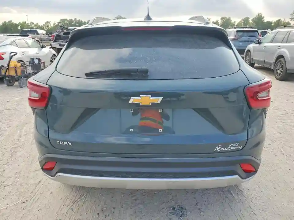 KL77LHEP8SC052422 2025 CHEVROLET TRAX-5