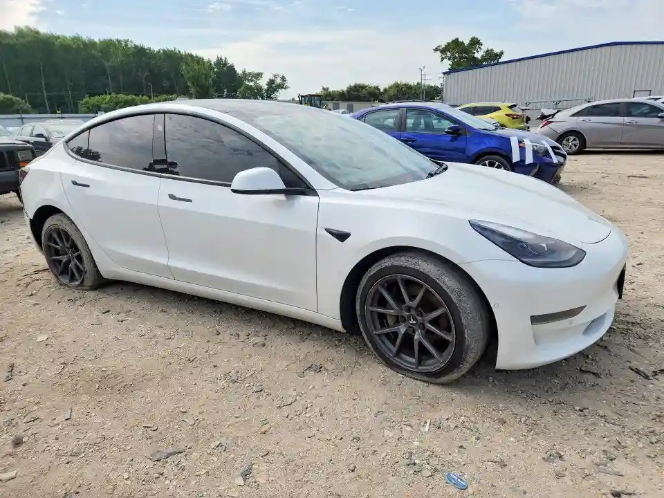 5YJ3E1EA0MF986966 2021 TESLA MODEL 3-3