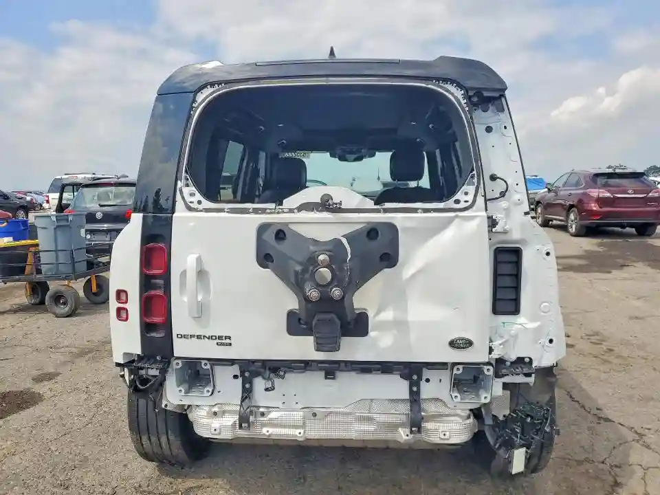 SALE2EEU0P2141442 2023 LAND ROVER DEFENDER-5