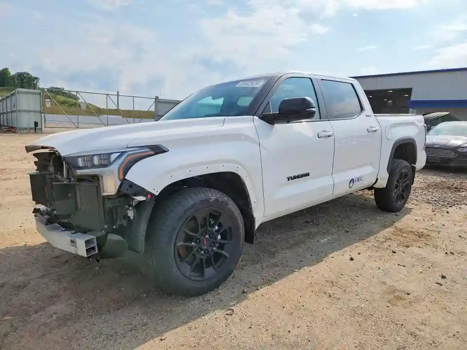 5TFWA5DB2SX282233 2025 TOYOTA TUNDRA-0