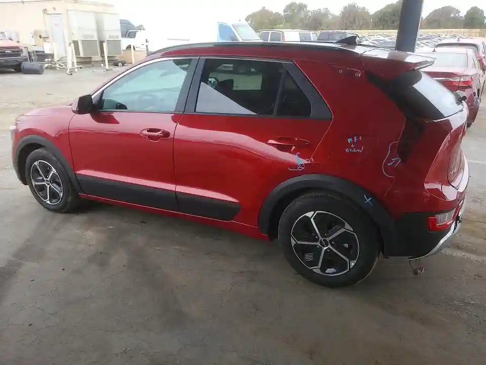KNDCR3LE4R5155498 2024 KIA NIRO-1