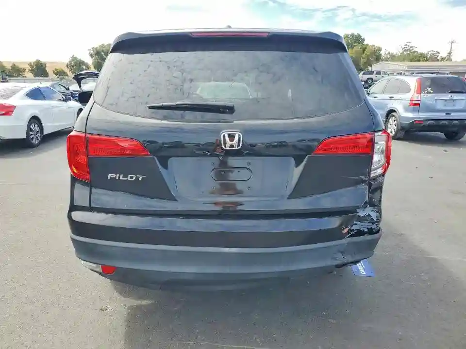 5FNYF5H66JB013782 2018 HONDA PILOT-5