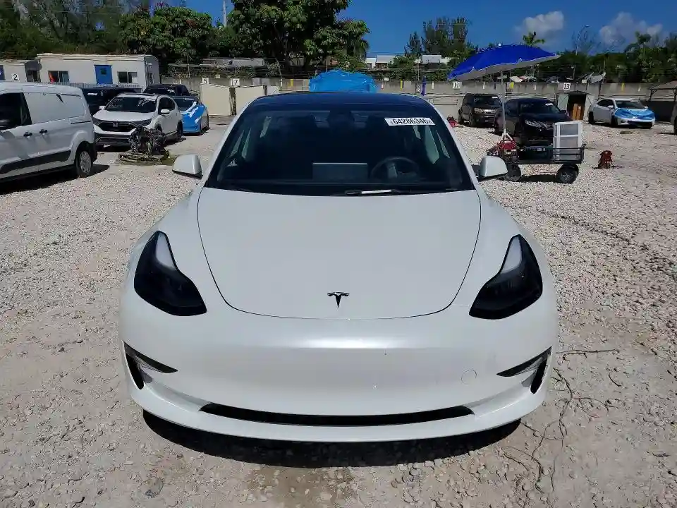 5YJ3E1EA7PF430528 2023 TESLA MODEL 3-4