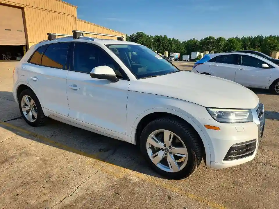 WA1ANAFY9J2010115 2018 AUDI Q5-3