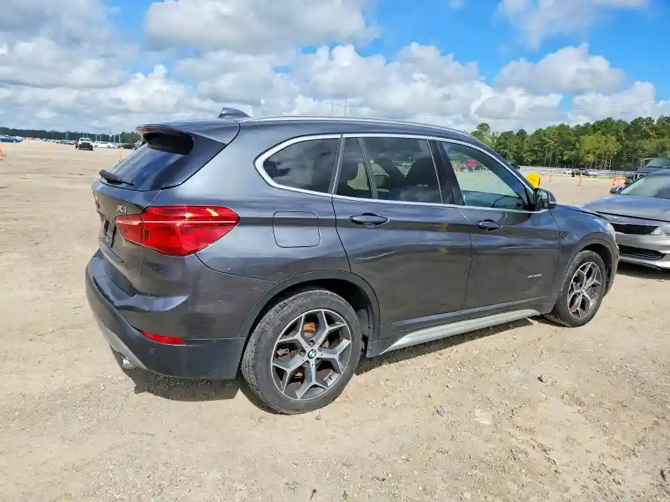 WBXHT3C31GP880843 2016 BMW X1-2