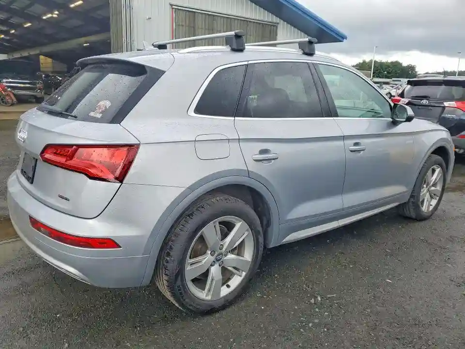WA1BNAFY6K2076630 2019 AUDI Q5-2