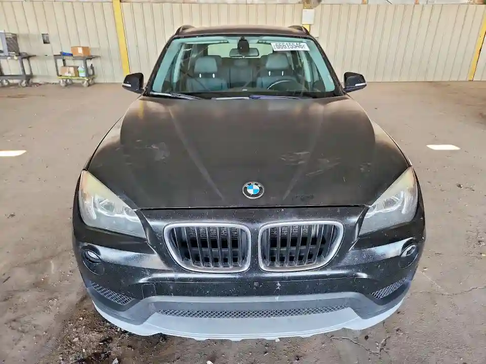 WBAVM1C51FV317866 2015 BMW X1-4