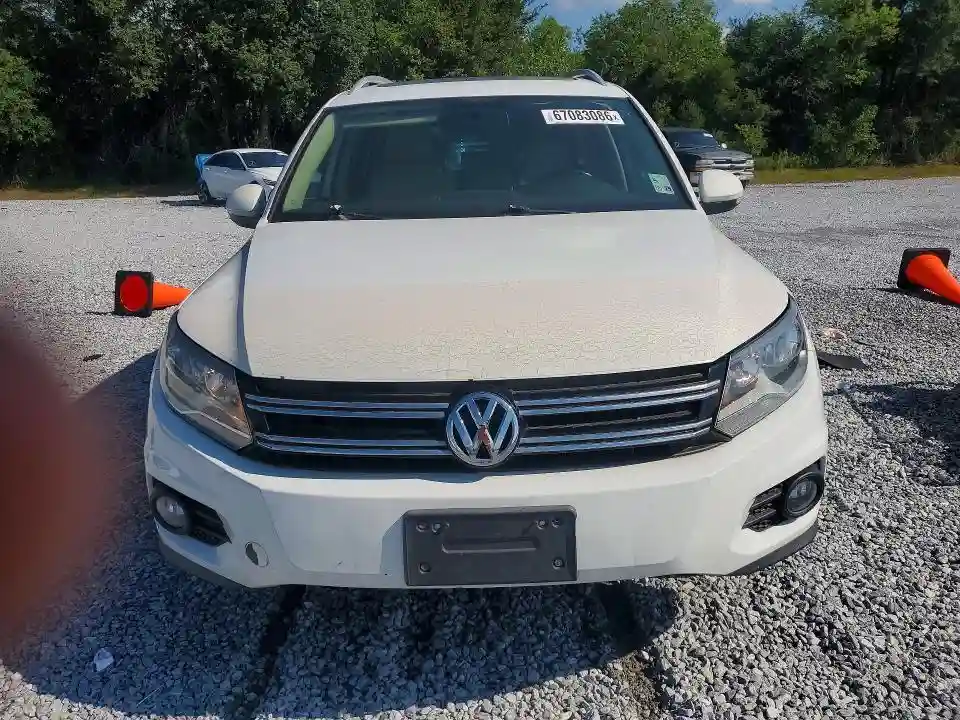 WVGAV7AX9FW593045 2015 VOLKSWAGEN TIGUAN-4
