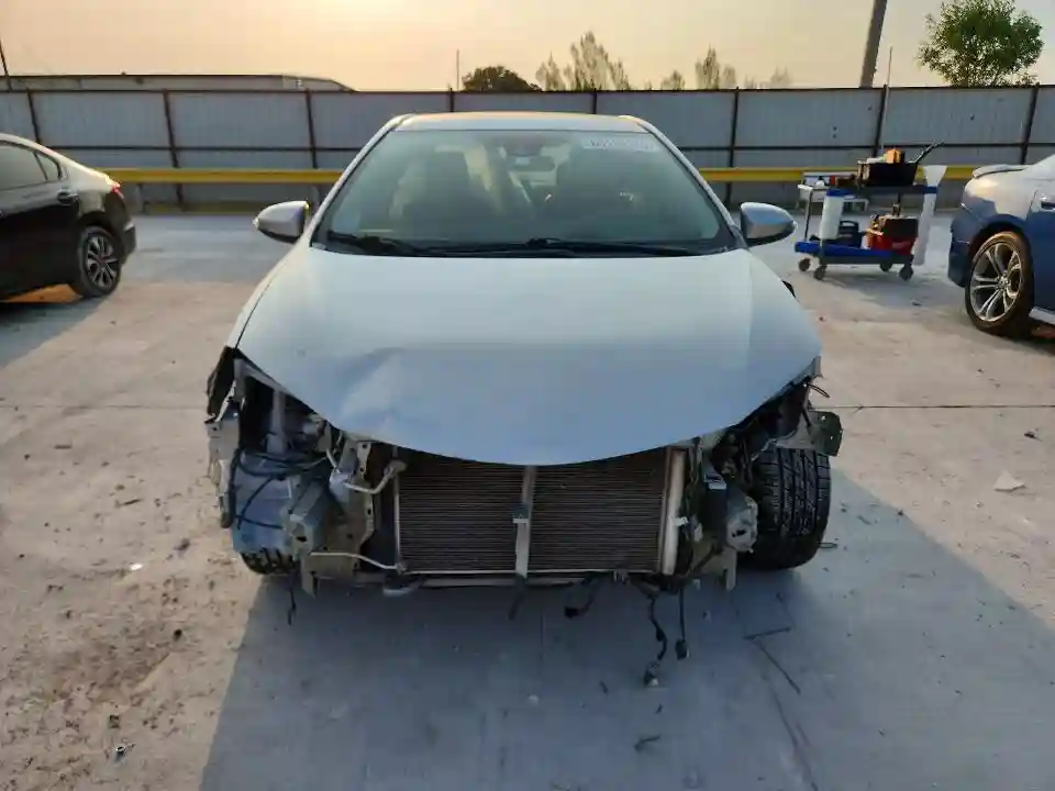 5YFBURHE6KP897142 2019 TOYOTA COROLLA-4